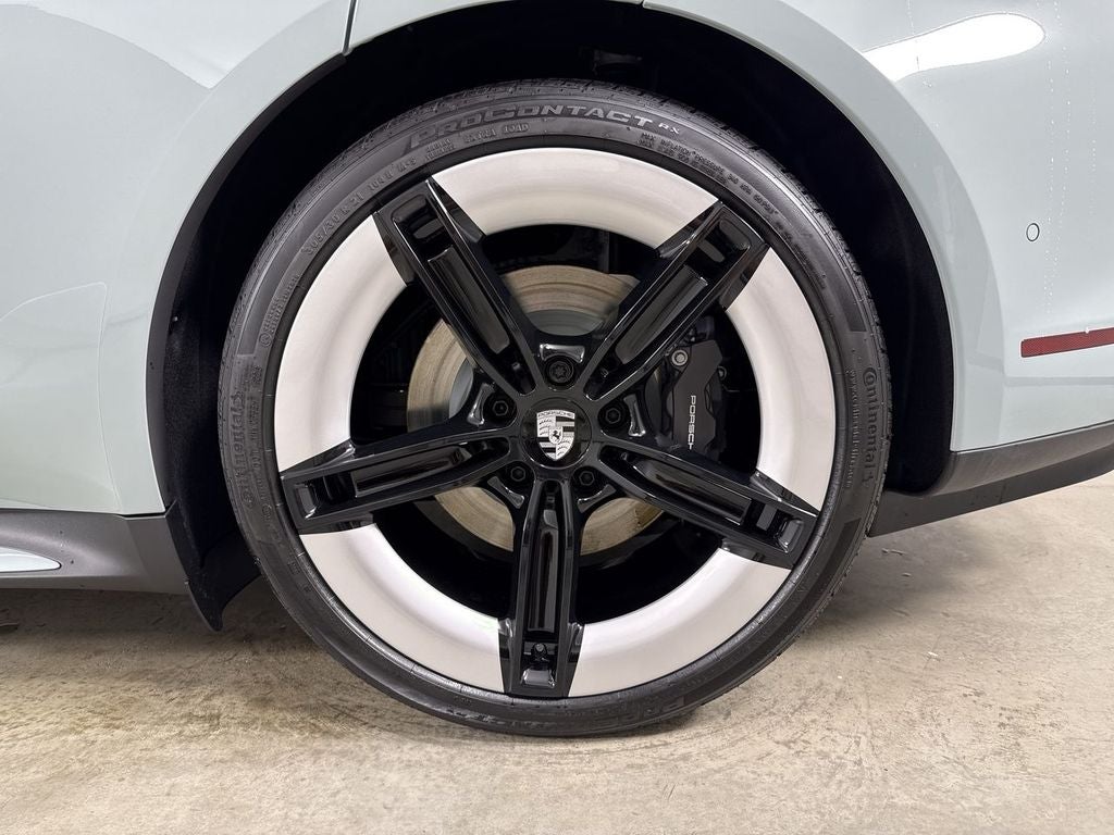 2026 Porsche Taycan 4