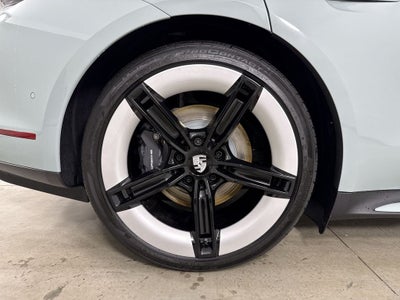 2026 Porsche Taycan 4