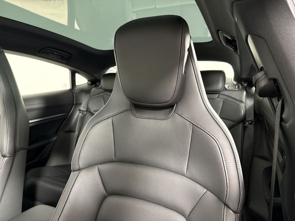 2026 Porsche Taycan 4