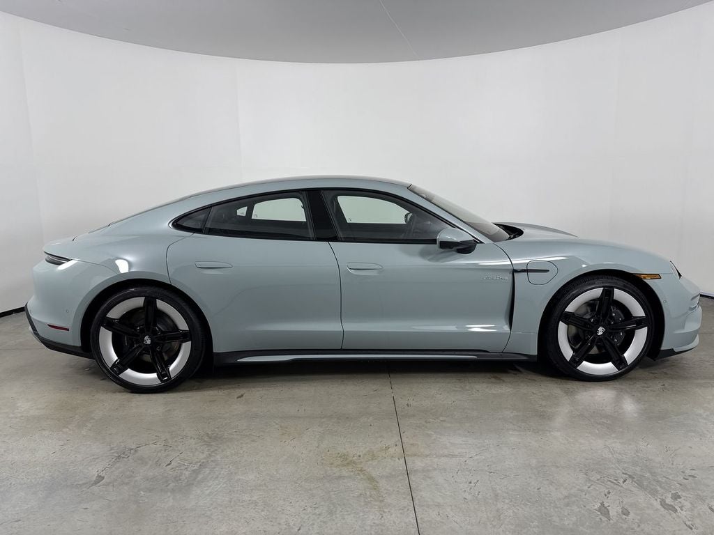2026 Porsche Taycan 4