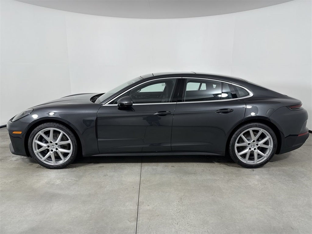 2026 Porsche Panamera RWD