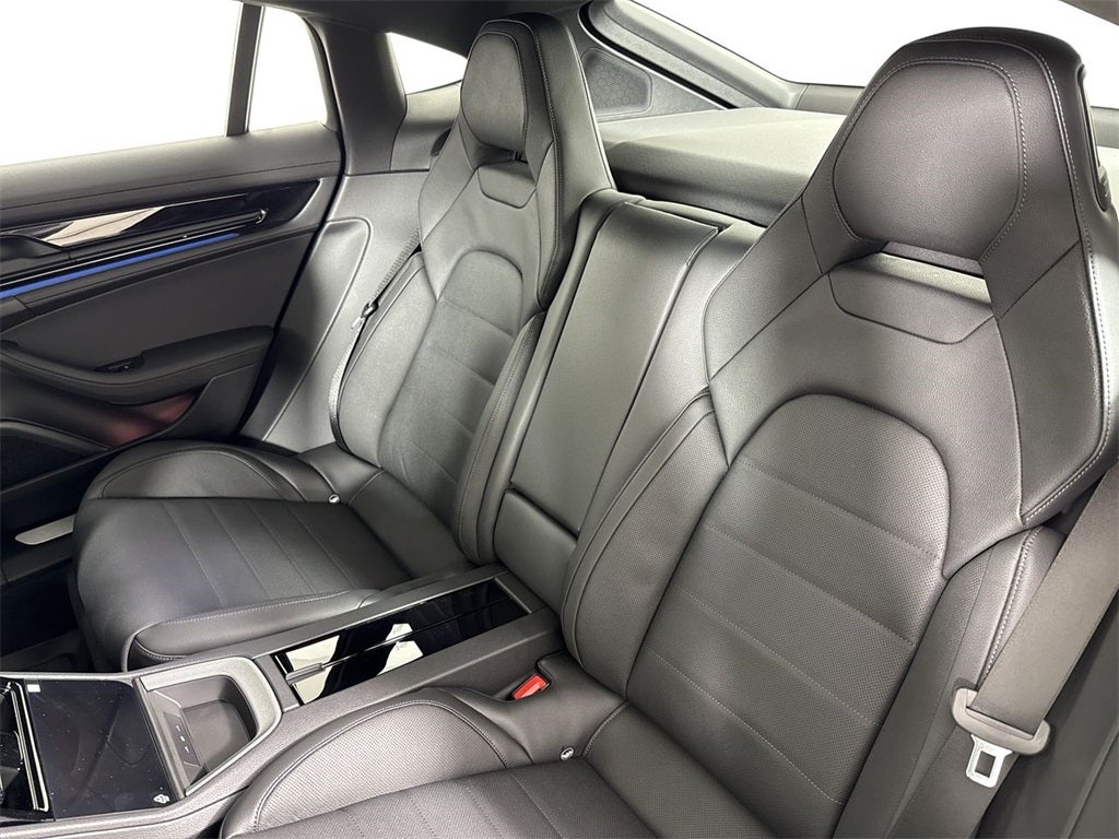 2026 Porsche Panamera RWD