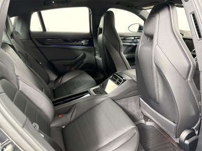 2026 Porsche Panamera RWD