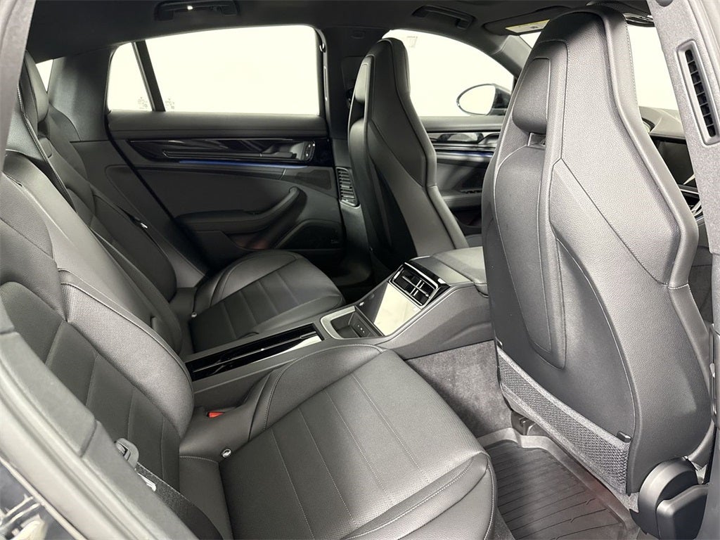 2026 Porsche Panamera RWD