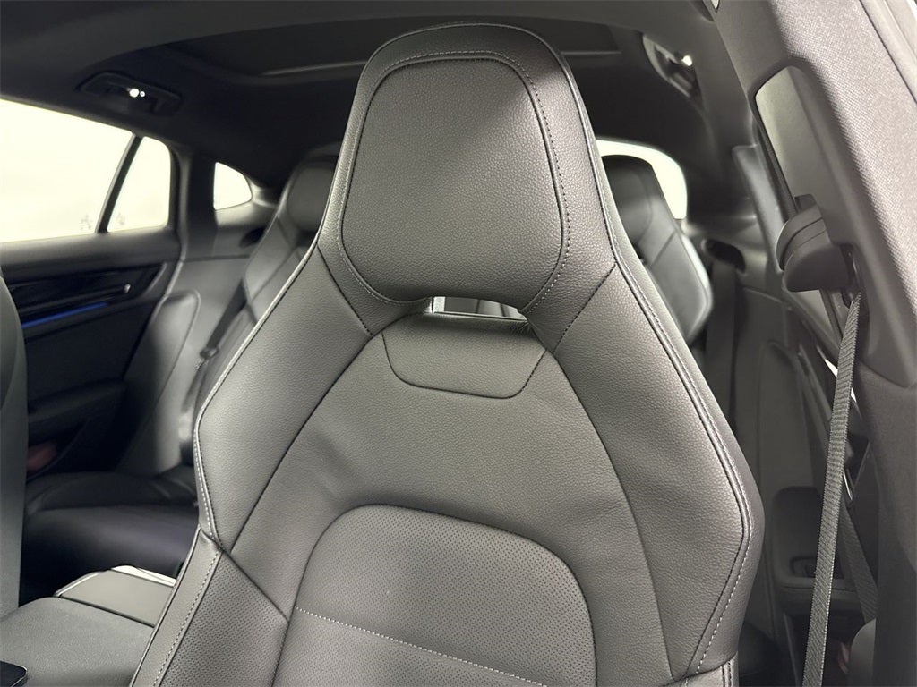 2026 Porsche Panamera RWD