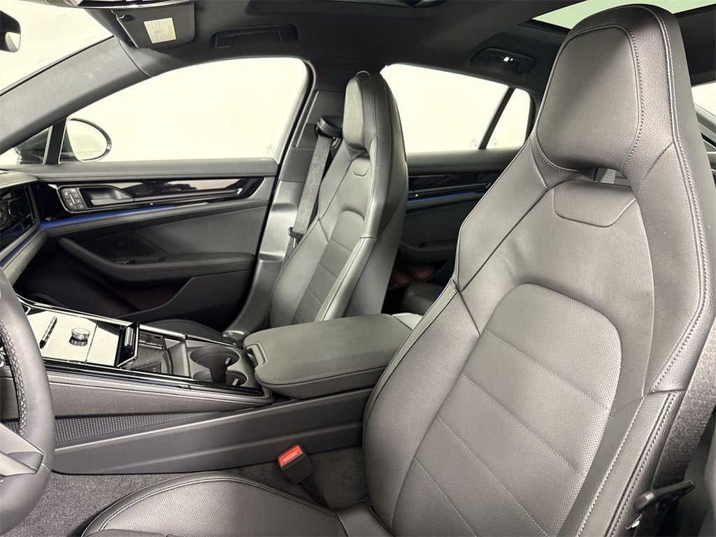 2026 Porsche Panamera RWD