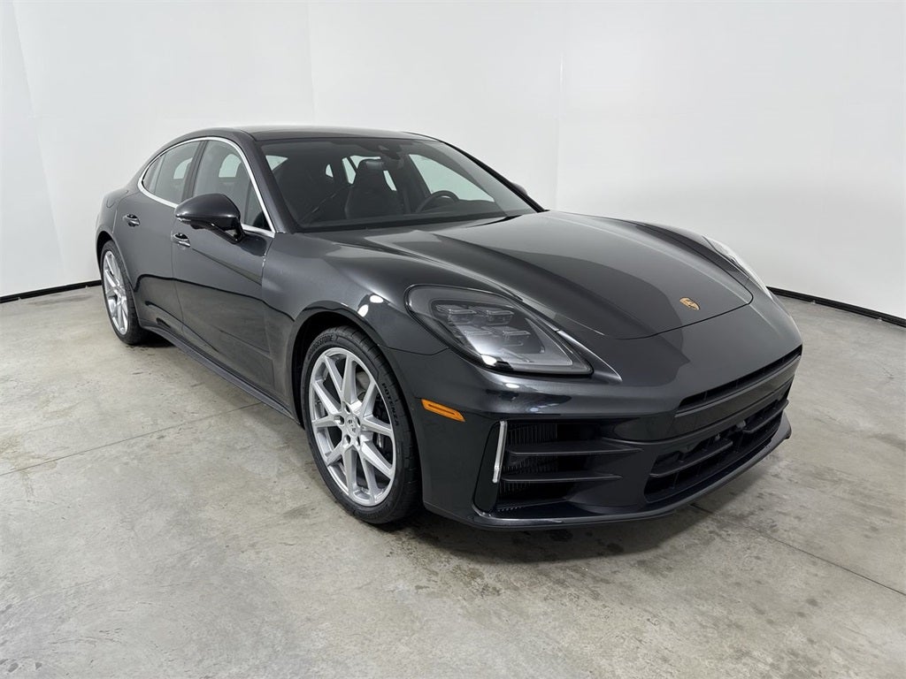 2026 Porsche Panamera RWD