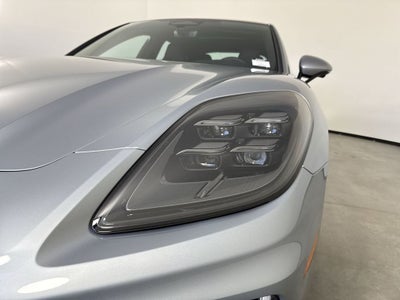 2026 Porsche Panamera 4