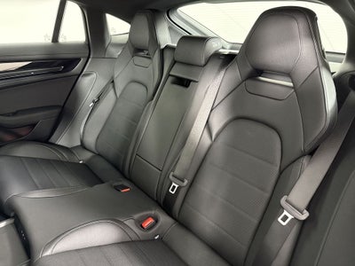 2026 Porsche Panamera 4