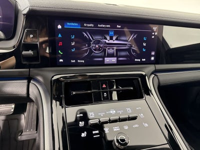 2026 Porsche Panamera 4