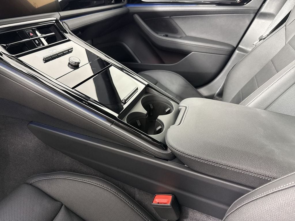 2026 Porsche Panamera 4