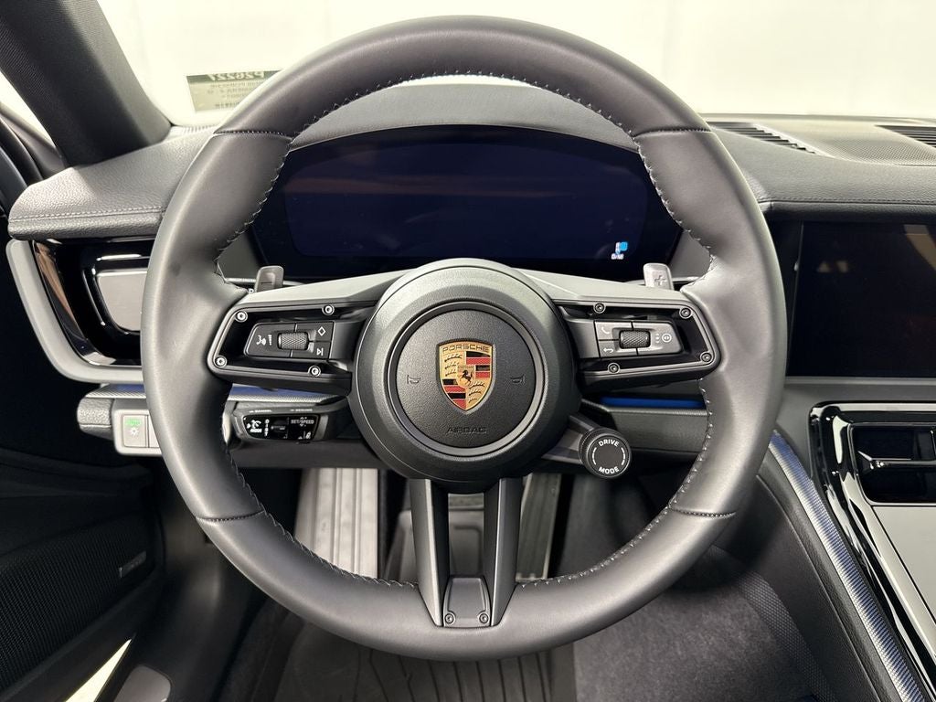 2026 Porsche Panamera 4
