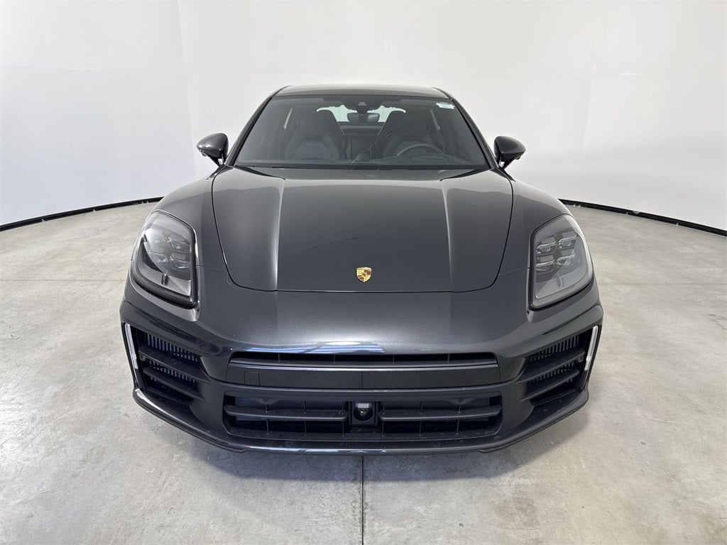 2026 Porsche Panamera 4