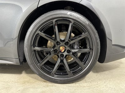 2026 Porsche Panamera 4