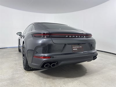 2026 Porsche Panamera 4