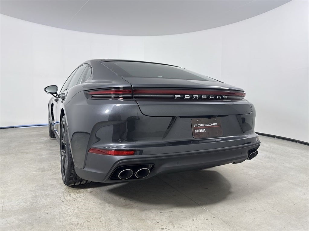2026 Porsche Panamera 4
