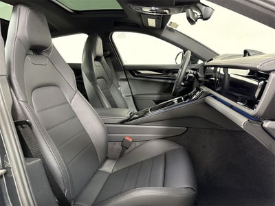 2026 Porsche Panamera 4