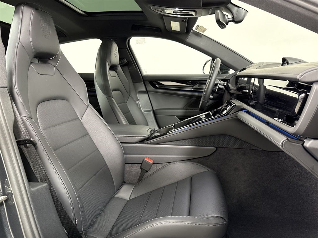 2026 Porsche Panamera 4