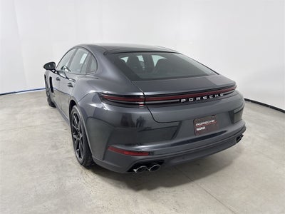 2026 Porsche Panamera 4