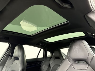 2026 Porsche Panamera 4