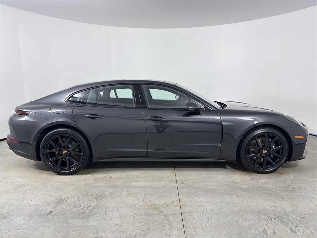 2026 Porsche Panamera 4
