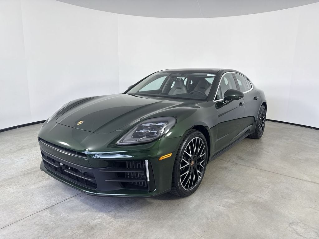 2026 Porsche Panamera 4