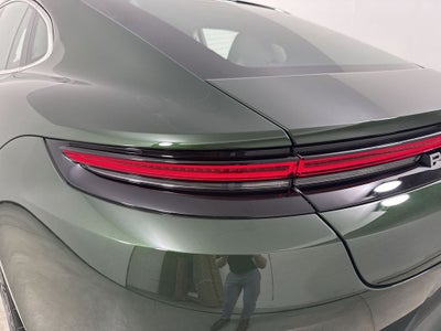 2026 Porsche Panamera 4