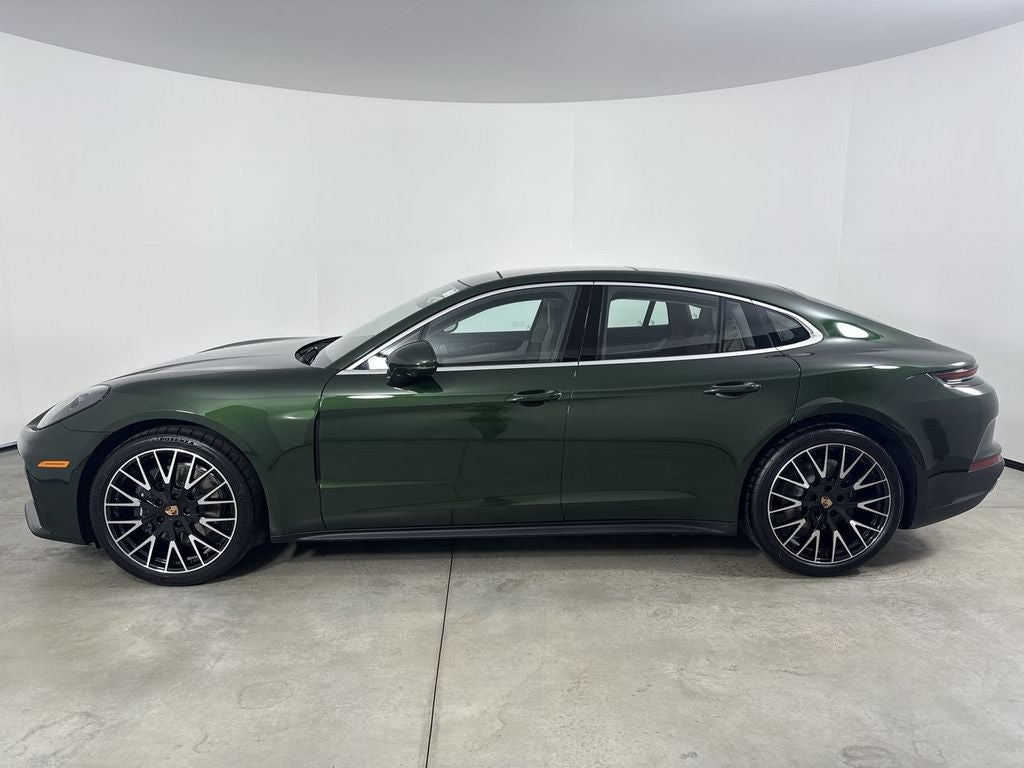 2026 Porsche Panamera 4
