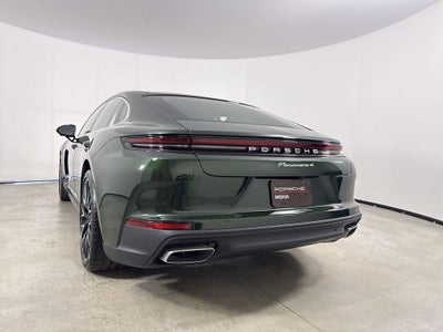 2026 Porsche Panamera 4
