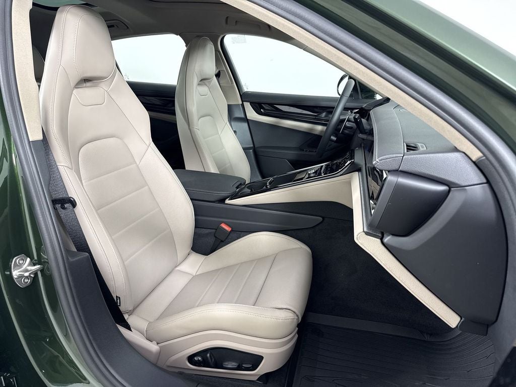 2026 Porsche Panamera 4