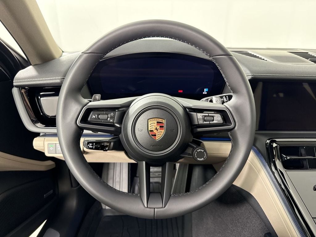 2026 Porsche Panamera 4