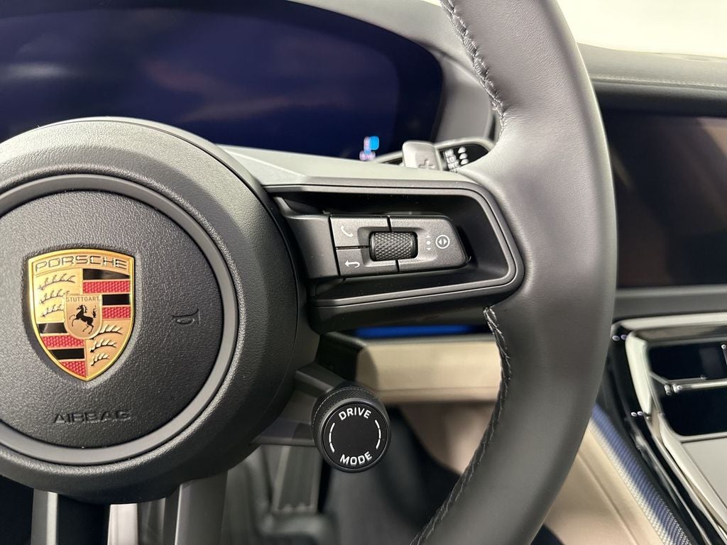 2026 Porsche Panamera 4