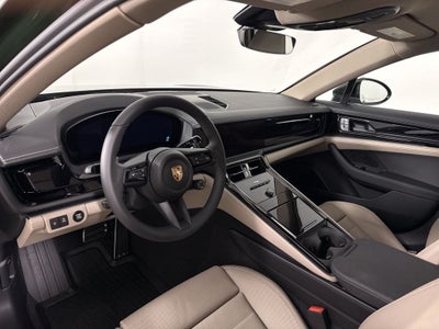 2026 Porsche Panamera 4