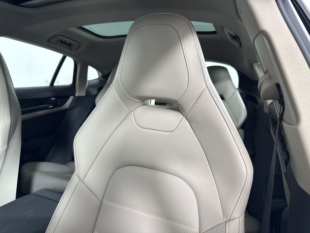 2026 Porsche Panamera 4