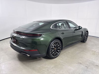 2026 Porsche Panamera 4