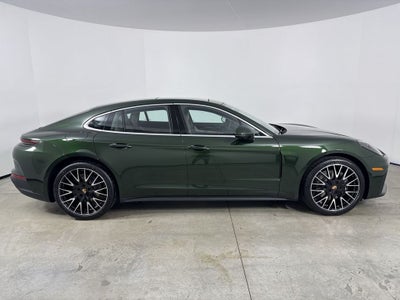 2026 Porsche Panamera 4