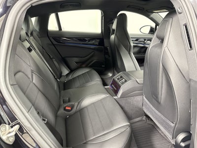 2026 Porsche Panamera 4