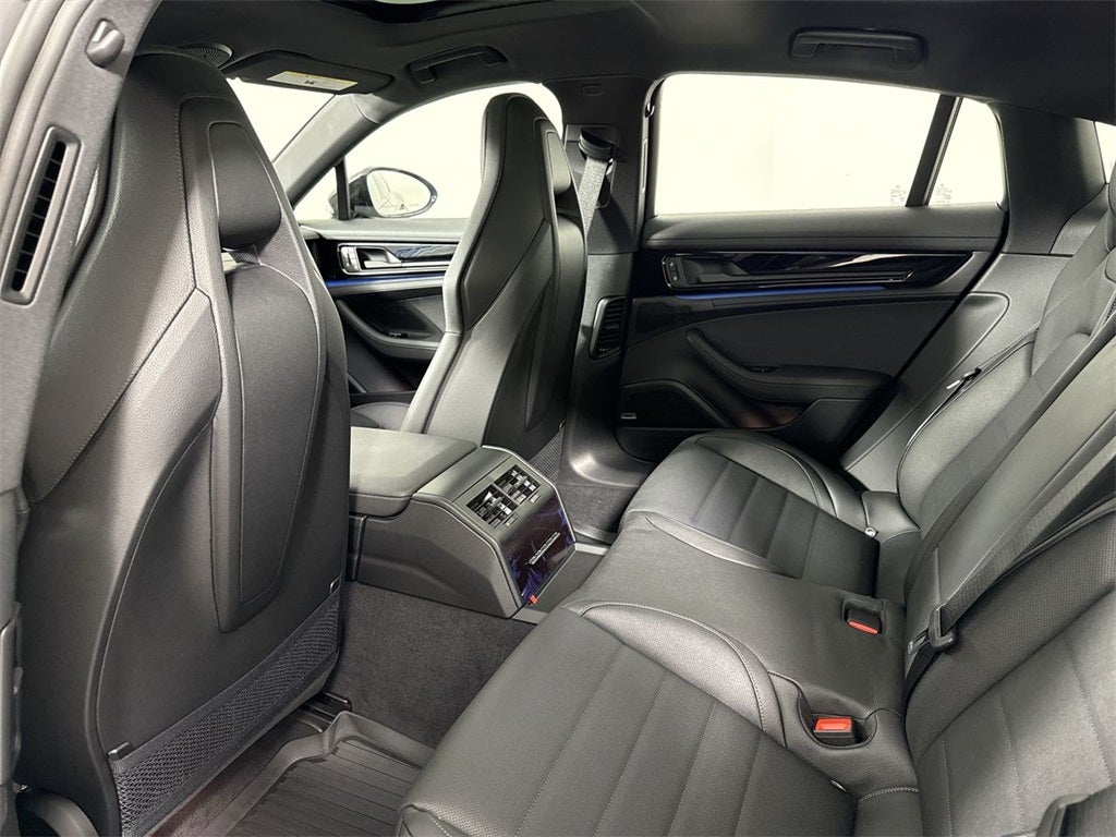 2026 Porsche Panamera 4