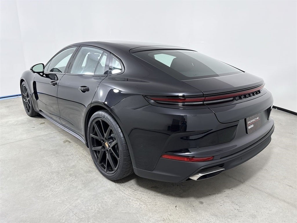 2026 Porsche Panamera 4