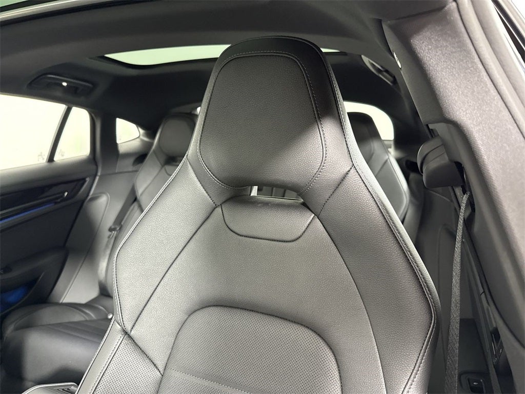 2026 Porsche Panamera 4