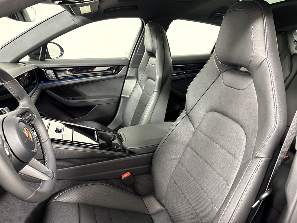 2026 Porsche Panamera 4