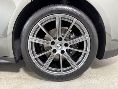 2026 Porsche Panamera 4