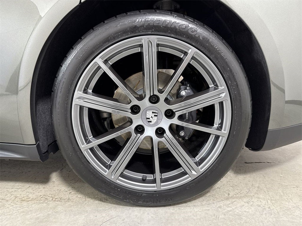 2026 Porsche Panamera 4