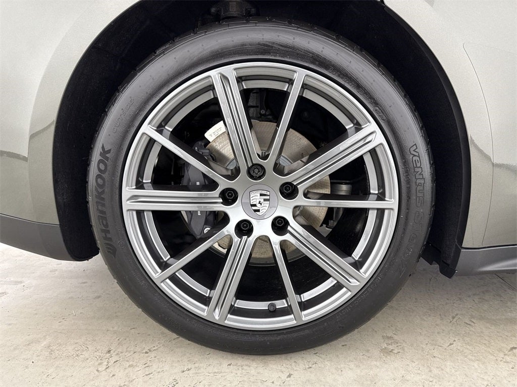 2026 Porsche Panamera 4