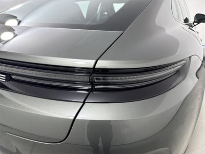 2026 Porsche Panamera 4