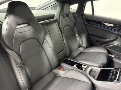 2026 Porsche Panamera 4