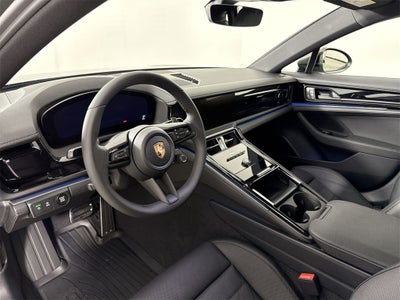 2026 Porsche Panamera 4