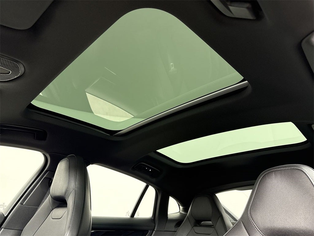 2026 Porsche Panamera 4