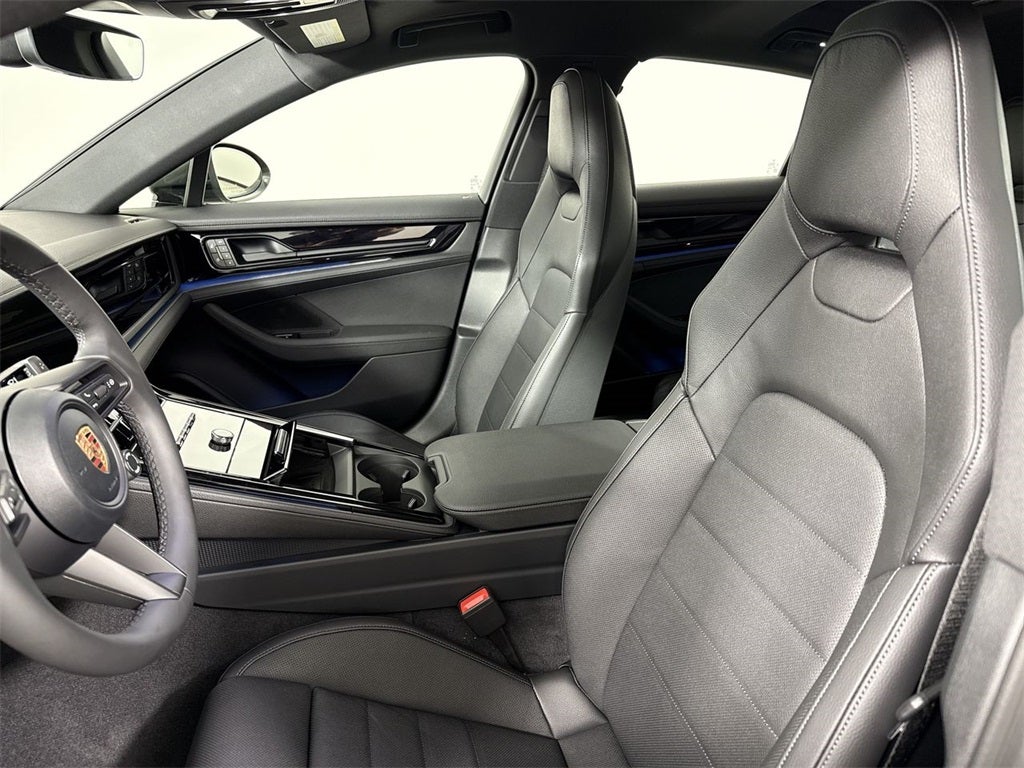 2026 Porsche Panamera 4