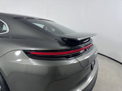2026 Porsche Panamera 4